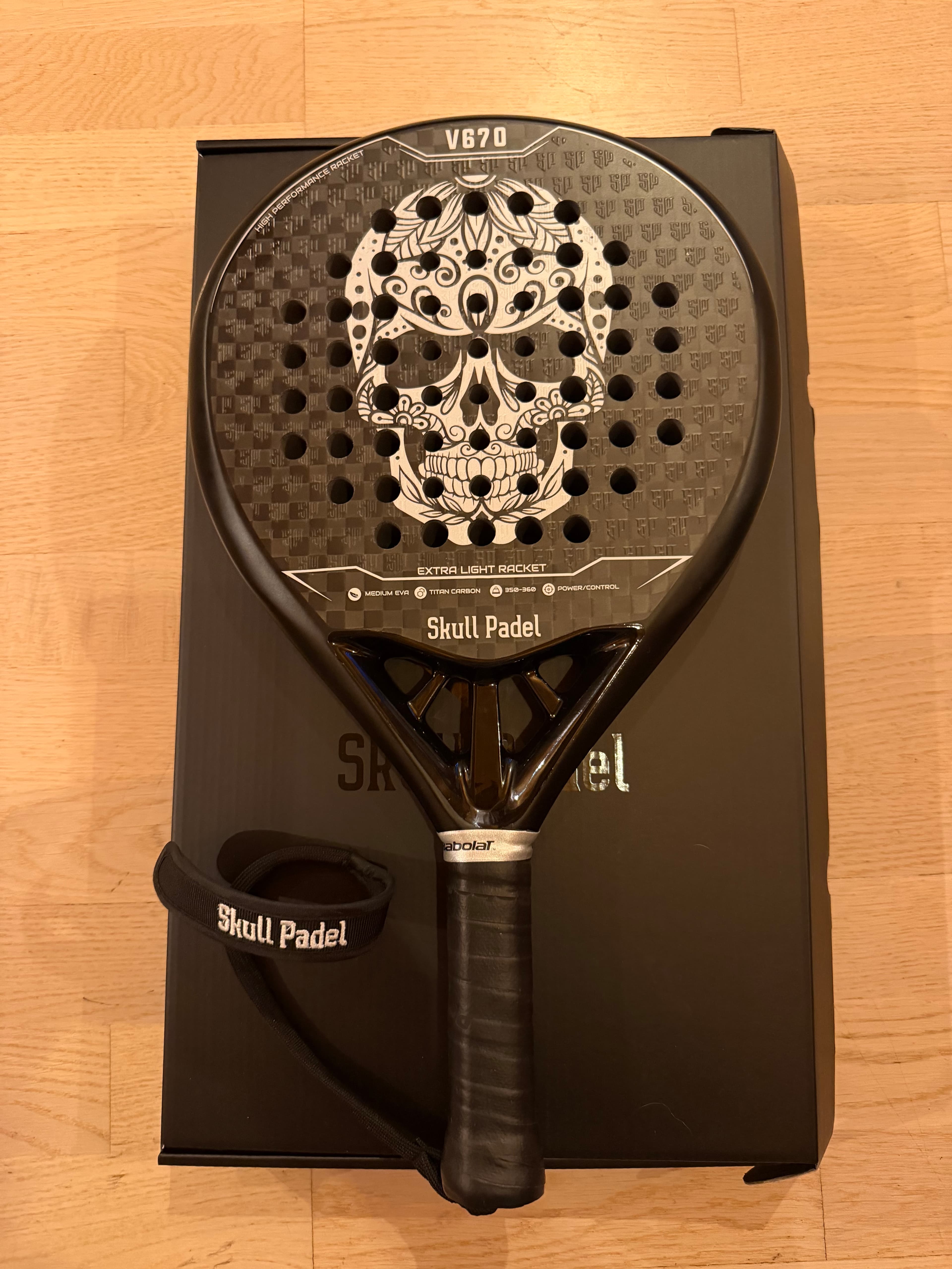 Skull Padel v670